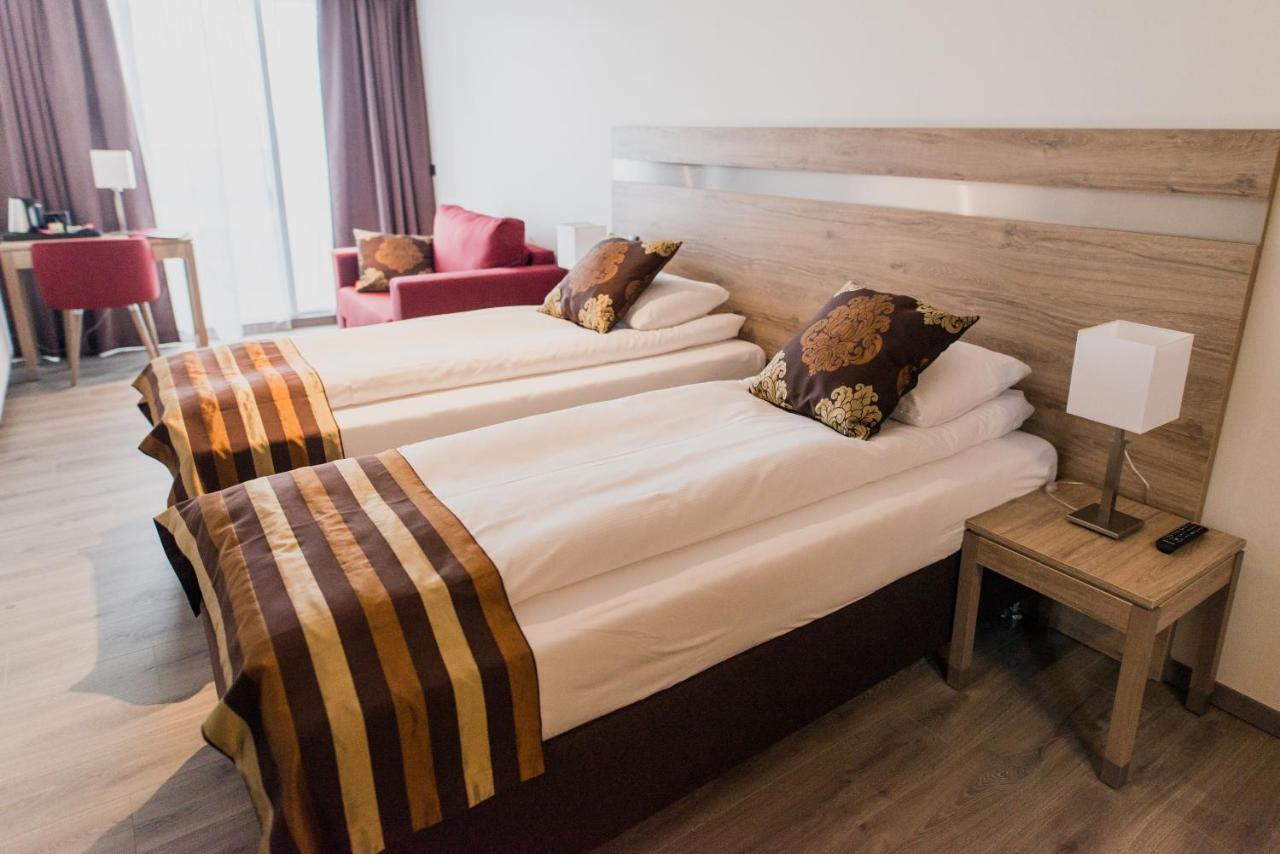 Hotel Duus By Keflavik Airport ภายนอก รูปภาพ