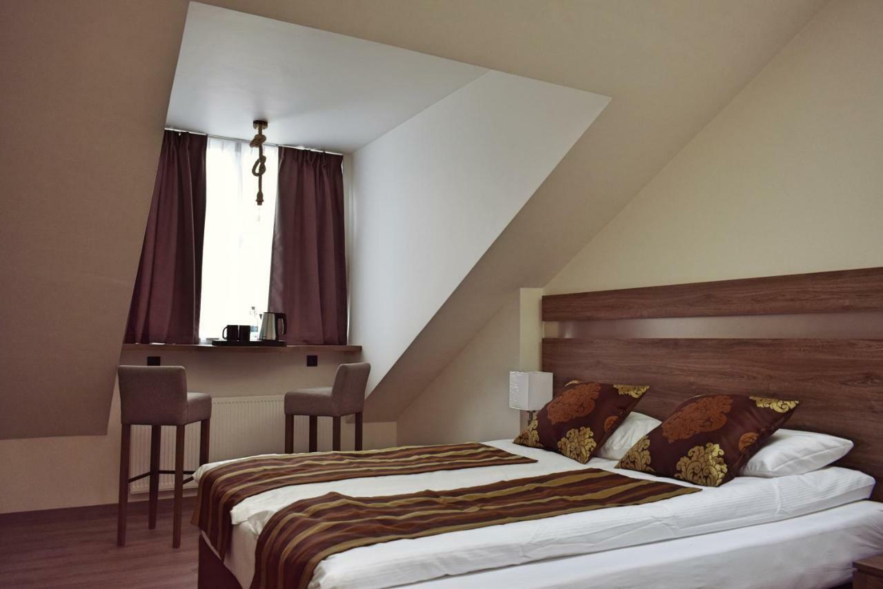 Hotel Duus By Keflavik Airport ภายนอก รูปภาพ