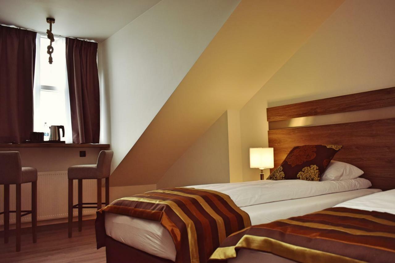 Hotel Duus By Keflavik Airport ภายนอก รูปภาพ